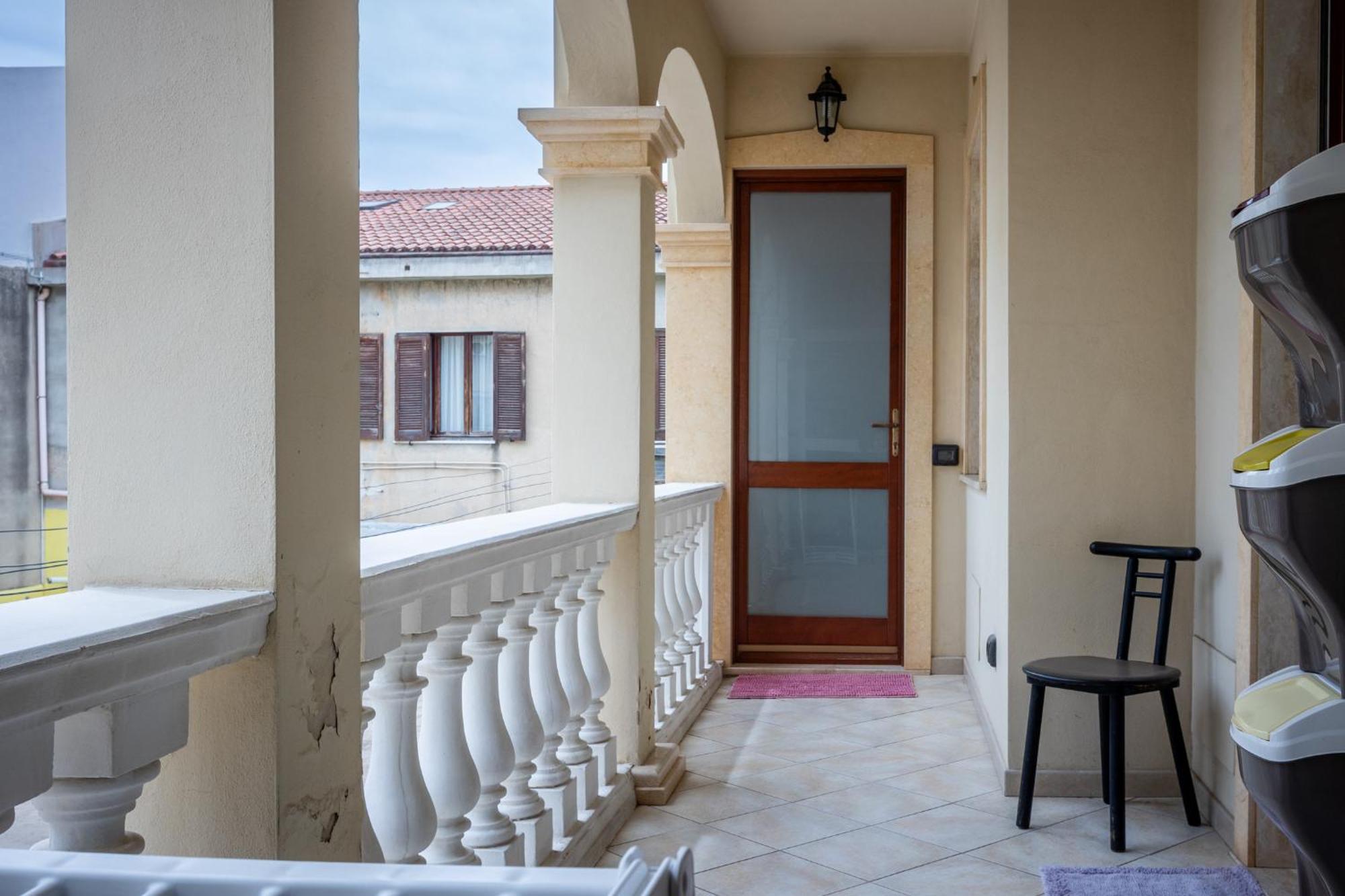 Ferienwohnung La Casa Di Tonina Quartu SantʼElena Exterior foto
